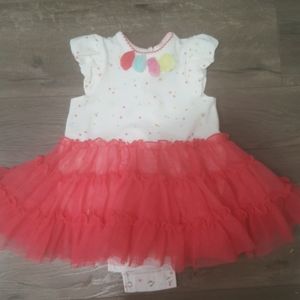Girl's dress